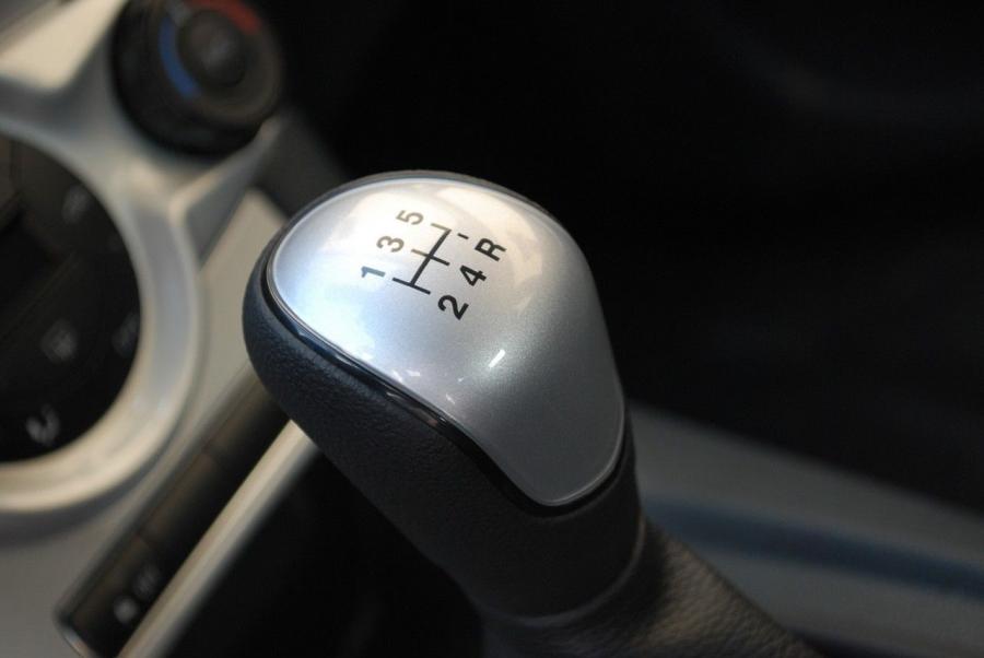  Ford Fiesta 2008 года  (фото 176 из 201)